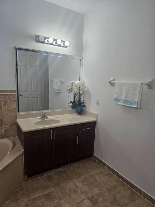 D&N Property Rental Маямі Екстер'єр фото